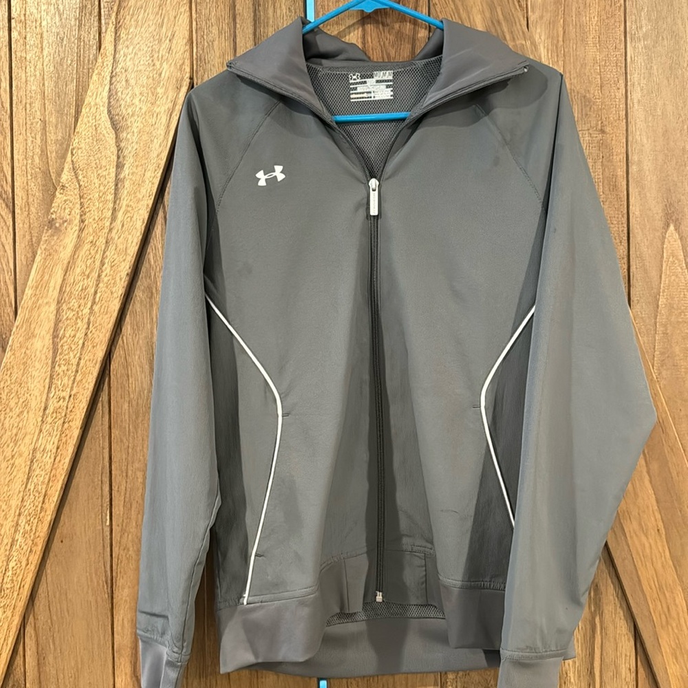 Under Armour woman’s light jacket size M